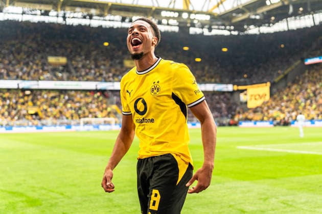 Deutschland: Bundesliga 2026 2027 3. Spieltag, Borussia Dortmund vs. SC Paderborn 07 , Samstag, 12.09.2026 Signal Iduna Park, Nordrhein-Westfalen Tor zum 3:0 durch Felix Nmecha (Borussia Dortmund, 8) Jubel Freude Emotionen Torjubel *** Germany Bundesliga 2026–2027, Matchday 3, Borussia Dortmund vs. SC Paderborn 07, Saturday, September 12, 2026, Signal Iduna Park, North Rhine-Westphalia; 3-0 goal by Felix Nmecha (Borussia Dortmund), 8; celebration, joy, emotions, goal celebration Copyright: xCelinaxLeiersx