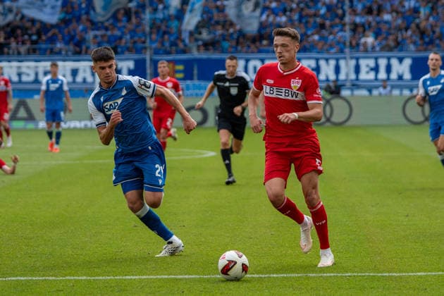 Fussball: 1. Bundesliga, 3. Spieltag, TSG Hoffenheim - VfB Stuttgart am 12.09.2026 in Sinsheim (SNP Arena), Deutschland, Saison 2026 2027: Dzenan Pejcinovic (VfB Stuttgart, 17) Sinsheim SNP Arena Deutschland *** Soccer: Bundesliga 1, Matchday 3, TSG Hoffenheim vs. VfB Stuttgart on September 12, 2026, at Sinsheim SNP Arena, Germany, 2026–2027 season, Dzenan Pejcinovic (VfB Stuttgart), 17, Sinsheim SNP Arena, Germany Copyright: xPhilippxImhofx