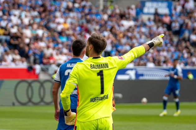 Fussball: 1. Bundesliga, 3. Spieltag, TSG Hoffenheim - VfB Stuttgart am 12.09.2026 in Sinsheim (SNP Arena), Deutschland, Saison 2026 2027: Oliver Baumann (TSG Hoffenheim, 1) Sinsheim SNP Arena Deutschland *** Soccer, Bundesliga 1, Matchday 3, TSG Hoffenheim vs. VfB Stuttgart on September 12, 2026, at Sinsheim SNP Arena, Germany, 2026–2027 Season, Oliver Baumann (TSG Hoffenheim), 1 Sinsheim SNP Arena, Germany Copyright: xPhilippxImhofx
