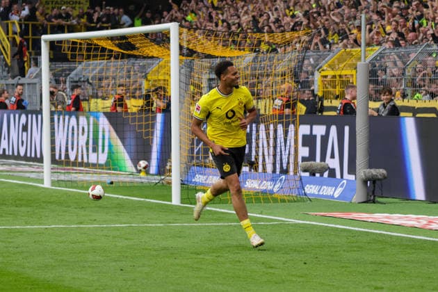 12.09.2026, xgrfx, Fussball 1.Bundesliga, Borussia Dortmund - SC Paderborn 07 v.l. Tor, Felix Nmecha zum 2:0 (Borussia Dortmund) (DFL DFB REGULATIONS PROHIBIT ANY USE OF PHOTOGRAPHS as IMAGE SEQUENCES and or QUASI-VIDEO) Dortmund *** September 12, 2026, xgrfx, Soccer, Bundesliga 1, Borussia Dortmund vs. SC Paderborn 07, goal, Felix Nmecha makes it 2–0 for Borussia Dortmund. DFL and DFB regulations prohibit any use of photographs as image sequences and or quasi-video. Dortmund