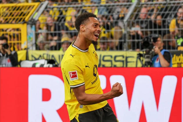 12.09.2026, xgrfx, Fussball 1.Bundesliga, Borussia Dortmund - SC Paderborn 07 v.l. Tor, Felix Nmecha zum 2:0 (Borussia Dortmund) (DFL DFB REGULATIONS PROHIBIT ANY USE OF PHOTOGRAPHS as IMAGE SEQUENCES and or QUASI-VIDEO) Dortmund *** September 12, 2026, xgrfx, Soccer, Bundesliga 1, Borussia Dortmund vs. SC Paderborn 07, goal, Felix Nmecha makes it 2–0 for Borussia Dortmund. DFL and DFB regulations prohibit any use of photographs as image sequences and or quasi-video. Dortmund