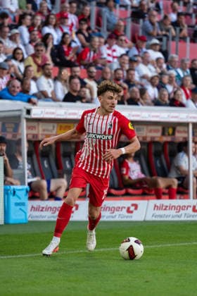 12.09.2026, xjyhynx, Fussball 1.Bundesliga, SC Freiburg - Borussia Mönchengladbach v.l., Philipp Treu (29, SC Freiburg) im Dribbling (DFL DFB REGULATIONS PROHIBIT ANY USE OF PHOTOGRAPHS as IMAGE SEQUENCES and or QUASI-VIDEO) Freiburg *** September 12, 2026, xjyhynx, Soccer 1st Bundesliga, SC Freiburg vs. Borussia Mönchengladbach, Philipp Treu 29, SC Freiburg dribbling. DFL and DFB regulations prohibit any use of photographs as image sequences and or quasi-video. Freiburg