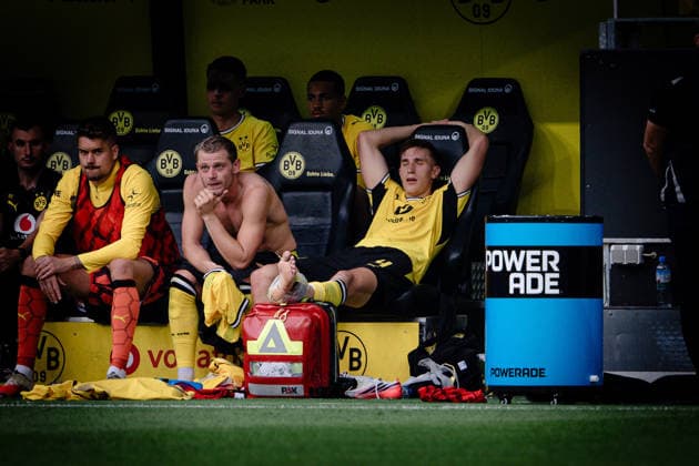 Nico Schlotterbeck 4 (Borussia Dortmund), Borussia Dortmund vs. SC Paderborn 07, Fussball, 1. Bundesliga, 03. Spieltag, 12.09.2026 DFB regulations prohibit any use of photographs as image sequences and or quasi-video Dortmund Nordrhein-Westfalen Deutschland *** Nico Schlotterbeck 4 Borussia Dortmund, Borussia Dortmund vs. SC Paderborn 07, Soccer, Bundesliga 1, Matchday 3, September 12, 2026. DFB regulations prohibit any use of photographs as image sequences and or quasi-video. Dortmund, North Rhine-Westphalia, Germany Copyright: xkolbert-press MarcxNiemeyerx