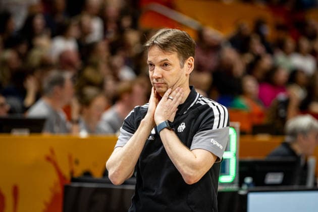 Basketball Berlin 12.09.2026 FIBA Women™s Basketball World Cup Germany 2026 Halbfinale Semifinal Frankreich (FRA) - Deutschland (GER) Olaf Lange (Deutschland, Trainer)