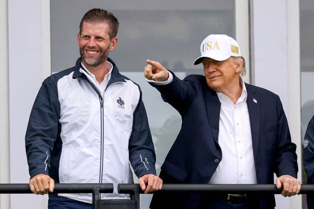 2026 Amgen Irish Open - Third Round, Trump International Golf Links, Doonbeg 12 9 2026 President of the United States of America Donald Trump watches over the eighteenth green with his son Eric Donald Trump watches over the eighteenth green with his son Eric 12 9 2026  Copyright: xx BB3_6248