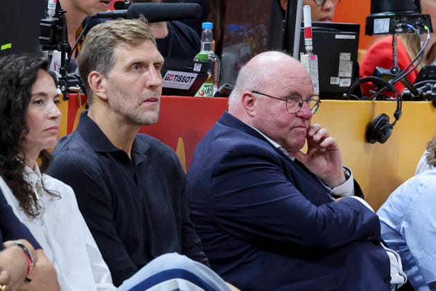 Dirk Nowitzki und Praesident Ingo Weiss (Deutscher Basketball Bund) look dejected during the FIBA Women s Basketball World Cup Germany 2026 semifinals match between France and Germany at Berlin Arena on September 12, 2026 in Berlin, Germany. (Photo by Marco Steinbrenner DeFodi Images) -