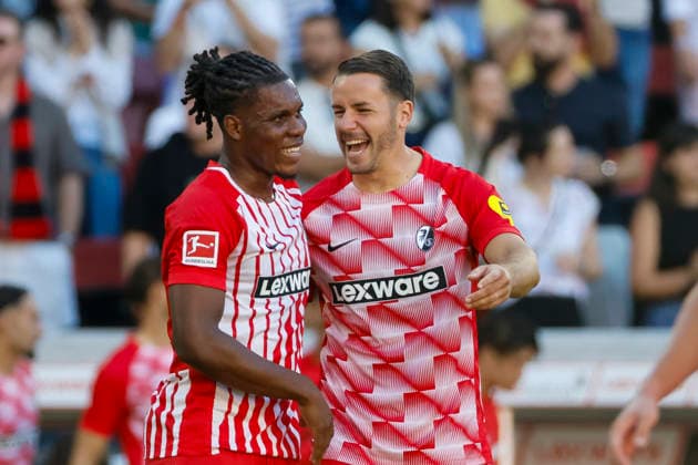 Christian Günter, Gunter (SC Freiburg, 30) und Cyriaque Irie (SC Freiburg, 22) nach dem Spiel , Deutschland, Fussball, 1. Bundesliga, 3.Spieltag, 2026 2027, SC Freiburg vs. Borussia Mönchengladbach, 12.09.2026, Freiburg im Breisgau Europa-Park Stadion Deutschland *** Christian Günter, SC Freiburg, 30, and Cyriaque Irie, SC Freiburg, 22, after the game; Germany, soccer, Bundesliga 1, Matchday 3, 2026–2027, SC Freiburg vs. Borussia Mönchengladbach, September 12, 2026, Freiburg im Breisgau, Europa-Park Stadium, Germany Copyright: xGrantxHubbsx