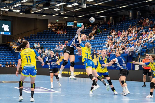 HSG Blomberg-Lippe (GER) vs. Storhamar Handball Elite (NOR), Handball, EHF Champions League Women, Gruppenphase, 12.9.2026, Saision 2026 2027, Lemgo Nieke Kuehne (HSG Blomberg-Lippe, 09) im Torwurf Lemgo Phoenix Contact Arena Deutschland