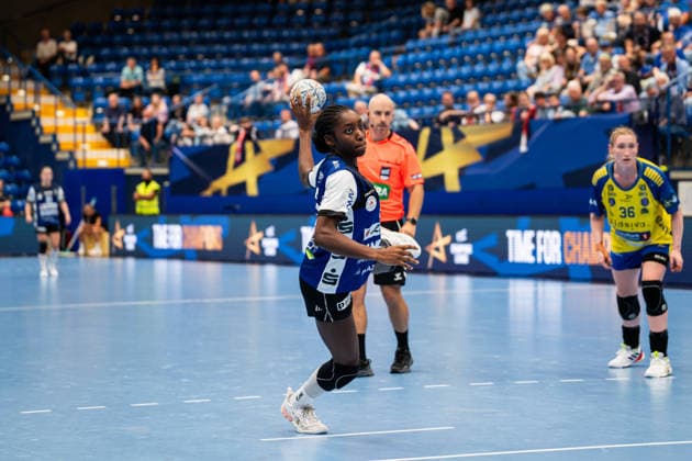 HSG Blomberg-Lippe (GER) vs. Storhamar Handball Elite (NOR), Handball, EHF Champions League Women, Gruppenphase, 12.9.2026, Saision 2026 2027, Lemgo Farrelle Njinkeu (HSG Blomberg-Lippe, 55) bei einem 7-Meter Wurf Lemgo Phoenix Contact Arena Deutschland