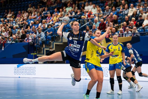 HSG Blomberg-Lippe (GER) vs. Storhamar Handball Elite (NOR), Handball, EHF Champions League Women, Gruppenphase, 12.9.2026, Saision 2026 2027, Lemgo Maxi Muehlner (HSG Blomberg-Lippe, 10) im Torwurf Lemgo Phoenix Contact Arena Deutschland