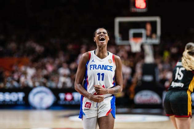 FIBA Women™s Basketball World Cup 2026: Frankreich vs. Deutschland, 12.09.2026 Valeriane Ayayi (Frankreich, 11) jubelt, JUBEL; Basketball, FIBA Women™s Basketball World Cup 2026, Final Phase, Halbfinale: Frankreich vs. Deutschland am 12.09.2026 in der Uber Arena, Berlin Copyright: xBEAUTIFULxSPORTS Tonhäuserx