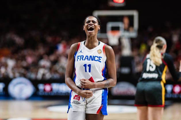 FIBA Women™s Basketball World Cup 2026: Frankreich vs. Deutschland, 12.09.2026 Valeriane Ayayi (Frankreich, 11) jubelt, JUBEL; Basketball, FIBA Women™s Basketball World Cup 2026, Final Phase, Halbfinale: Frankreich vs. Deutschland am 12.09.2026 in der Uber Arena, Berlin Copyright: xBEAUTIFULxSPORTS Tonhäuserx