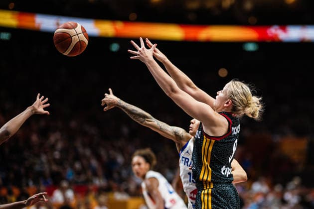 FIBA Women™s Basketball World Cup 2026: Frankreich vs. Deutschland, 12.09.2026 Emma Eichmeyer (Deutschland, 9); Basketball, FIBA Women™s Basketball World Cup 2026, Final Phase, Halbfinale: Frankreich vs. Deutschland am 12.09.2026 in der Uber Arena, Berlin Copyright: xBEAUTIFULxSPORTS Tonhäuserx