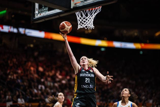 FIBA Women™s Basketball World Cup 2026: Frankreich vs. Deutschland, 12.09.2026 Marie Gülich (Deutschland, 21); Basketball, FIBA Women™s Basketball World Cup 2026, Final Phase, Halbfinale: Frankreich vs. Deutschland am 12.09.2026 in der Uber Arena, Berlin Copyright: xBEAUTIFULxSPORTS Tonhäuserx