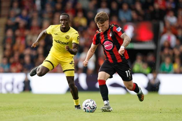 Ben Gannon-Doak of Bouremouth is challenged by Michael Kayode of Brentford AFC Bournemouth v Brentford, Premier League, Football, Football, Vitality Stadium, Bournemouth, UK - 12 Sep 2026Bournemouth Vitality Stadium United Kingdom EDITORIAL USE ONLY No use with unauthorised audio, video, data, fixture lists, club league logos or live services. Online in-match use limited to 120 images, no video emulation. No use in betting, games or single club league player publications.  Copyright: xWillxCooper Shutterstockx 17144545au