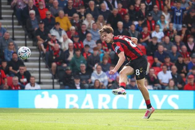 Alex Scott of Bouremouth has a shot AFC Bournemouth v Brentford, Premier League, Football, Football, Vitality Stadium, Bournemouth, UK - 12 Sep 2026Bournemouth Vitality Stadium United Kingdom EDITORIAL USE ONLY No use with unauthorised audio, video, data, fixture lists, club league logos or live services. Online in-match use limited to 120 images, no video emulation. No use in betting, games or single club league player publications.  Copyright: xWillxCooper Shutterstockx 17144545am