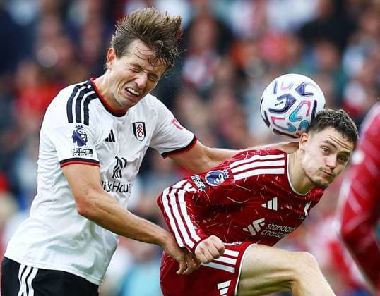 Sander Berge of Fulham and Florian Wirtz of Liverpool Liverpool v Fulham, Premier League, Football, Football, Anfield, Liverpool, UK - 12 Sep 2026Liverpool Anfield United Kingdom EDITORIAL USE ONLY No use with unauthorised audio, video, data, fixture lists, club league logos or live services. Online in-match use limited to 120 images, no video emulation. No use in betting, games or single club league player publications.  Copyright: xMattxWest Shutterstockx 17144551bx