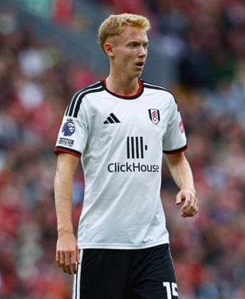 Hugo Larsson of Fulham Liverpool v Fulham, Premier League, Football, Football, Anfield, Liverpool, UK - 12 Sep 2026Liverpool Anfield United Kingdom EDITORIAL USE ONLY No use with unauthorised audio, video, data, fixture lists, club league logos or live services. Online in-match use limited to 120 images, no video emulation. No use in betting, games or single club league player publications.  Copyright: xMattxWest Shutterstockx 17144551ca