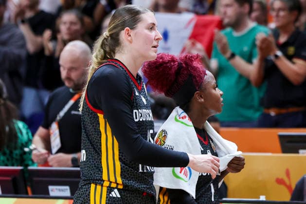 Luisa Geiselsoder (Germany) und Alexis Peterson (Germany) look dejected during the FIBA Women s Basketball World Cup Germany 2026 semifinals match between France and Germany at Berlin Arena on September 12, 2026 in Berlin, Germany. (Photo by Marco Steinbrenner DeFodi Images) -