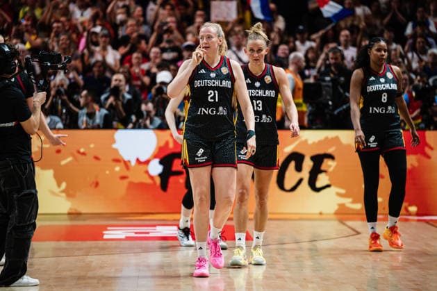 FIBA Women™s Basketball World Cup 2026: Frankreich vs. Deutschland, 12.09.2026 Marie Gülich (Deutschland, 21) enttäuscht, Enttäuschung; Basketball, FIBA Women™s Basketball World Cup 2026, Final Phase, Halbfinale: Frankreich vs. Deutschland am 12.09.2026 in der Uber Arena, Berlin Copyright: xBEAUTIFULxSPORTS Tonhäuserx
