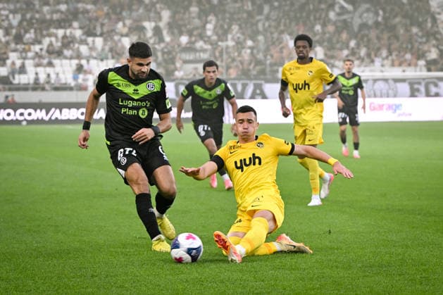 LUGANO, SWITZERLAND - SEPTEMBER 12: Antonios Papadopoulos of Lugano against Stefan Bukinac of Young Boys during the Swiss Super League football match between FC Lugano and Young Boys at AIL Arena on September 12, 2026 in Lugano, Switzerland. Lugano Ticino Switzerland Copyright: xJustPictures.ch AndreaxBrancax jp-en-EuSpIm-AB_12092026_7200