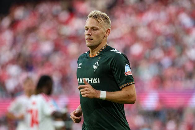 12.09.2026, GER, Fussball, Herren, Bundesliga , Saison 2026 2027, 1. FC Köln - SV Werder bremen Marco Grüll (Bremen) schaut Köln RheinEnergieSTADION Nordrhein-Westfalen Deutschland *** September 12, 2026, GER, Soccer, Men s, Bundesliga, 2026–2027 Season, 1. FC Köln vs. SV Werder Bremen, Marco Grüll, Bremen vs. Cologne, RheinEnergieSTADION, North Rhine-Westphalia, Germany Copyright: xAdrianxSchlüterx