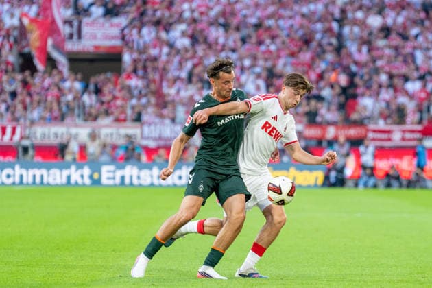 Oliver Deman (SV Werder Bremen, 02) im Zweikampf mit Mikey Moore (1.FC Koeln, 47) um den Ball 1.FC Köln vs. SV Werder Bremen, Fussball, Bundesliga, 3.Spieltag, Saison 2026 27, 12.09.2026, DFL REGULATIONS PROHIBIT ANY USE OF PHOTOGRAPHS AS IMAGE SEQUENCES AND OR QUASI-VIDEO, 1.FC Köln vs. SV Werder Bremen, Fussball, Bundesliga, 3.Spieltag, Saison 2026 27, 12.09.2026 Köln *** Oliver Deman (SV Werder Bremen), No. 02, in a tackle with Mikey Moore (1. FC Köln), No. 47, for the ball; 1. FC Köln vs. SV Werder Bremen, Soccer, Bundesliga, Matchday 3, 2026–27 season, September 12, 2026; DFL regulations prohibit any use of photographs as image sequences and or quasi-video, 1 FC Köln vs. SV Werder Bremen, Soccer, Bundesliga, Matchday 3, 2026–27 Season, September 12, 2026, Cologne Copyright: xEibner-Pressefoto LukasxBaldygax EP_LBA