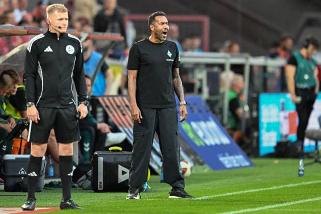 Daniel Thioune (Bremen) Mimik starker Gesichtsausdruck Emotion. 12.09.2026 ¢ Fussball ¢ 1. FC Koeln vs SV Werder Bremen, RheinEnergieStadion, Koeln, DFB DFL REGULATIONS PROHIBIT ANY USE OF PHOTOGRAPHS AS IMAGE SEQUENCES AND OR QUASI-VIDEO NRW Germany *** Daniel Thioune, Bremen: Facial expressions, strong facial expression, emotion, September 12, 2026 ¢ Soccer ¢ 1. FC Köln vs. SV Werder Bremen, RheinEnergieStadion, Cologne, DFB and DFL regulations prohibit any use of photographs as image sequences and or quasi-video. NRW, Germany Copyright: xpepphotox xHorstxMauelshagenx pep00321, pep_20260912_hm