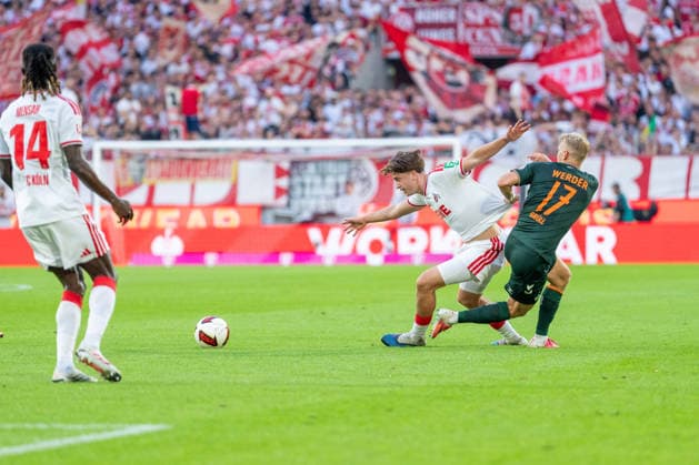 Mikey Moore (1.FC Koeln, 47) wird runtergezogen von Marco Gruell (SV Werder Bremen, 17) 1.FC Köln vs. SV Werder Bremen, Fussball, Bundesliga, 3.Spieltag, Saison 2026 27, 12.09.2026, DFL REGULATIONS PROHIBIT ANY USE OF PHOTOGRAPHS AS IMAGE SEQUENCES AND OR QUASI-VIDEO, 1.FC Köln vs. SV Werder Bremen, Fussball, Bundesliga, 3.Spieltag, Saison 2026 27, 12.09.2026 Köln *** Mikey Moore (1 FC Köln, 47) is pulled down by Marco Gruell (SV Werder Bremen, 17). 1 FC Köln vs. SV Werder Bremen, soccer, Bundesliga, Matchday 3, 2026–27 season, September 12, 2026, DFL regulations prohibit any use of photographs as image sequences and or quasi-video, 1. FC Köln vs. SV Werder Bremen, Soccer, Bundesliga, Matchday 3, 2026–27 Season, September 12, 2026, Cologne Copyright: xEibner-Pressefoto LukasxBaldygax EP_LBA