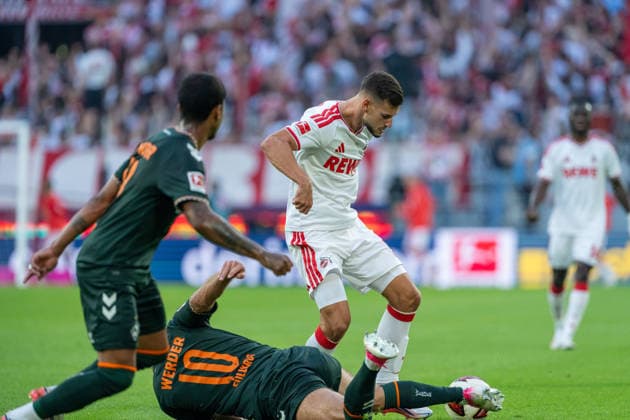 Tom Krauss (1.FC Koeln, 05) wird von Niclas Fuellkrug (SV Werder Bremen, 10) der Ball weggegraetscht 1.FC Köln vs. SV Werder Bremen, Fussball, Bundesliga, 3.Spieltag, Saison 2026 27, 12.09.2026, DFL REGULATIONS PROHIBIT ANY USE OF PHOTOGRAPHS AS IMAGE SEQUENCES AND OR QUASI-VIDEO, 1.FC Köln vs. SV Werder Bremen, Fussball, Bundesliga, 3.Spieltag, Saison 2026 27, 12.09.2026 Köln *** Tom Krauss (1. FC Köln, 05) has the ball cleared away by Niclas Füllkrug (SV Werder Bremen, 10) 1. FC Köln vs. SV Werder Bremen, Soccer, Bundesliga, Matchday 3, 2026–27 Season, September 12, 2026. DFL regulations prohibit any use of photographs as image sequences and or quasi-video. 1. FC Köln vs. SV Werder Bremen, soccer, Bundesliga, Matchday 3, 2026–27 season, September 12, 2026, Cologne Copyright: xEibner-Pressefoto LukasxBaldygax EP_LBA