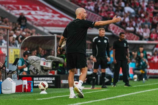 12.09.2026, xjmrgnx, Fussball 1.Bundesliga, 1.FC Koeln - SV Werder Bremen v.l. Chef-Trainer Rene Wagner (Koeln) gibt Anweisungen an der Seitenlinie (DFL DFB REGULATIONS PROHIBIT ANY USE OF PHOTOGRAPHS as IMAGE SEQUENCES and or QUASI-VIDEO) Koeln *** September 12, 2026, xjmrgnx, Soccer, Bundesliga 1, 1. FC Köln vs. SV Werder Bremen: Head Coach René Wagner of Köln gives instructions from the sideline. DFL and DFB regulations prohibit any use of photographs as image sequences and or quasi-video. Köln