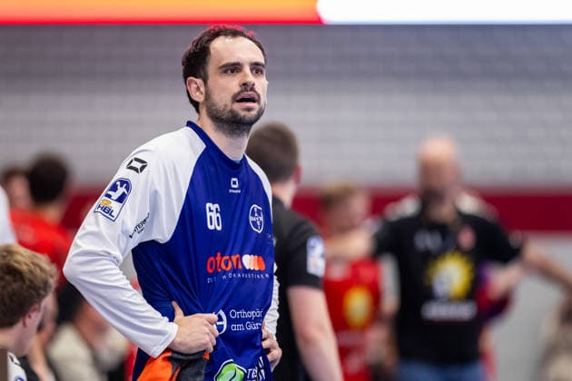 Peter Strosack (TSV Bayer Dormagen, 24) reagiert GER, TuS N-Luebbecke vs. TSV Bayer Dormagen, Handball, 2. Bundesliga, 3. Spieltag, Spielzeit 2026 2027, 12.09.2026 GER, TuS N-Luebbecke vs. TSV Bayer Dormagen, Handball, 2. Bundesliga, 3. Spieltag, Spielzeit 2026 2027, 12.09.2026 Luebbecke Copyright: xEibner-Pressefoto JanxRollingerx EP_JSK