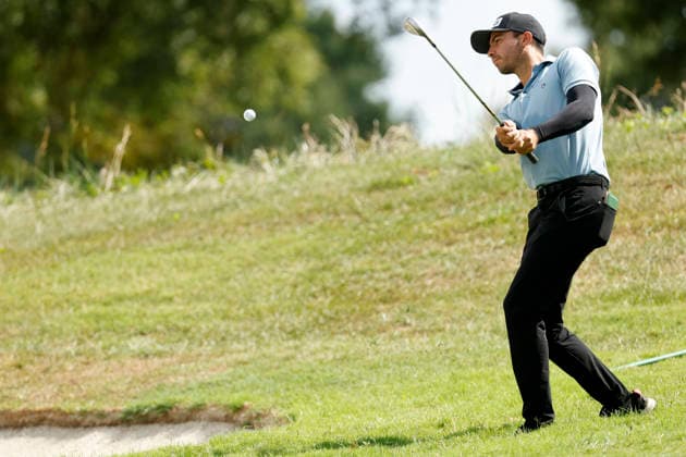 FRANKLIN, TN - SEPTEMBER 12: Alvaro Ortiz watches his chip shot from the rough on No. 9 during the third round of the Simmons Bank Open for the Snedeker Foundation, September 12, 2026, at Vanderbilt Legends Club in Franklin, Tennessee. (Photo by Matthew Maxey Icon Sportswire) GOLF: SEP 12 Korn Ferry Tour Simmons Bank Open EDITORIAL USE ONLY Icon260912013