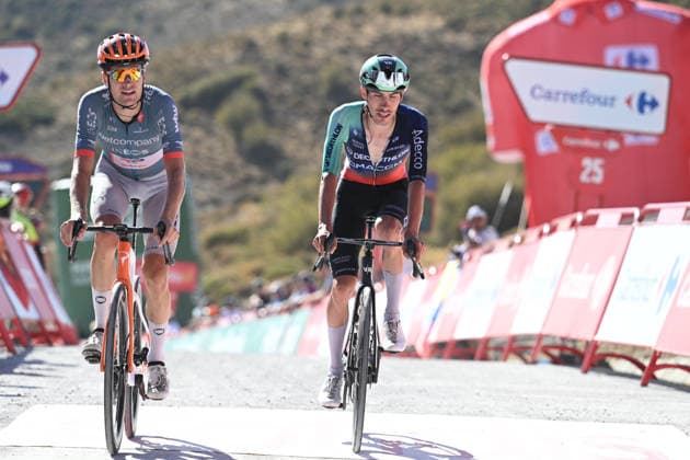 12-09-2026 Vuelta A Espana; Tappa 20 La Calahorra - Collado Del Alguacil; 2026, Net Company - Ineos; 2026, Decathlon - Cma Cgm; Svestad Bardseng, Embret; Bisiaux, Leo; Collado Del Alguacil; 