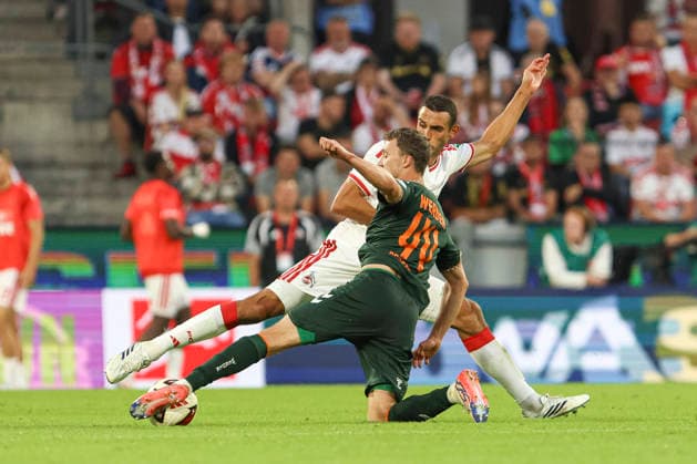 Youri Regeer (SV Werder Bremen) und Ellyes Skhiri (1. FC Koeln) im Zweikampf waehrend des Spiels der 1. Bundesliga zwischen 1. FC Koeln und SV Werder Bremen, RheinEnergieStadion am 12. September 2026 in Koeln, Deutschland. (Foto von Oliver Kaelke DeFodi Images) +++ Youri Regeer (SV Werder Bremen) und Ellyes Skhiri (1. FC Koeln) battle for the ball during the Bundesliga match between 1. FC Koeln and SV Werder Bremen at RheinEnergieStadion on September 12, 2026 in Cologne, Germany. (Photo by Oliver Kaelke DeFodi Images) DFB DFL REGULATIONS PROHIBIT ANY USE OF PHOTOGRAPHS AS IMAGE SEQUENCES AND OR QUASI-VIDEO. (Photo by Oliver Kaelke DeFodi Images) - *** Youri Regeer of SV Werder Bremen and Ellyes Skhiri of 1. FC Köln battle for the ball during the Bundesliga match between 1. FC Köln and SV Werder Bremen at the RheinEnergieStadion on September 12, 2026, in Cologne, Germany Photo by Oliver Kaelke, DeFodi Images Youri Regeer of SV Werder Bremen and Ellyes Skhiri of 1. FC Köln battle for the ball during the Bundesliga match between 1. FC Köln and SV Werder Bremen at RheinEnergieStadion on September 12, 2026 in Cologne, Germany. Photo by Oliver Kaelke, DeFodi Images. DFB and DFL regulations prohibit any use of photographs as image sequences and or quasi-video. Photo by Oliver Kaelke, DeFodi Images.