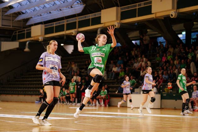 2. Alsco Handball Bundesliga Frauen - 3. Spieltag: Füchse Berlin - Rostocker Handball Club Leoni Baßiner (Füchse Berlin, 77) am 12.09.2026 in der Sporthalle Charlottenburg, Berlin (Berlin) Berlin Sporthalle Charlottenburg Berlin Deutschland