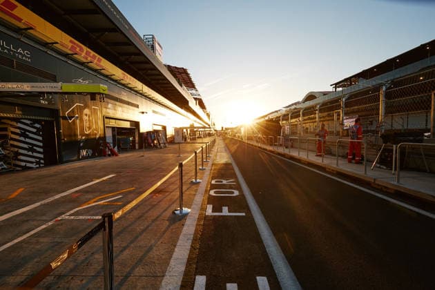 RECORD DATE NOT STATED 12th September 2026; Circuito de Madring, Madrid, Spain; Formula 1, Spanish Grand Prix, Qualifying Day; General view of pitlane early in morning before track action starts MattxBenxStone