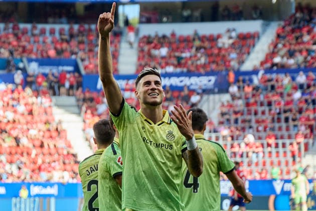LaLiga EASports 2026 27 CA Osasuna v RCD Espanyol Roberto Fernandez (9. ESP) celebrates his goal (0-1) during the LaLiga EA Sports match between CA Osasuna and RCD Espanyol played at El Sadar in Pamplona. Credit: Inigo Alzugaray Agencia LOF Pamplona LaLiga EASports 2026 27 CA Osasuna v RCD Espanyol