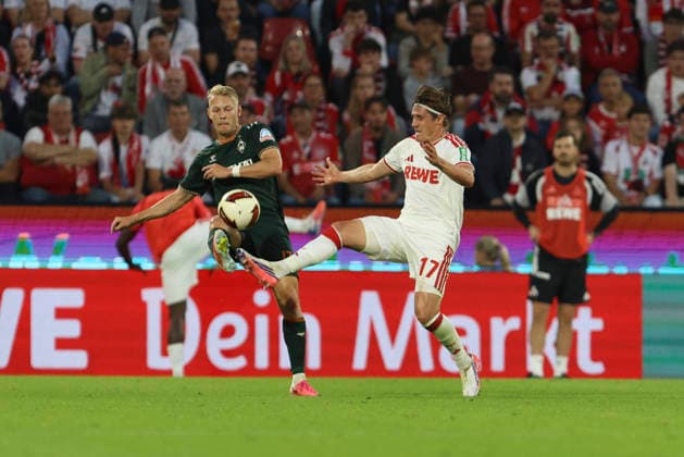 Marco Gruell (SV Werder Bremen) und Alessio Castro-Montes (1. FC Koeln) im Zweikampf waehrend des Spiels der 1. Bundesliga zwischen 1. FC Koeln und SV Werder Bremen, RheinEnergieStadion am 12. September 2026 in Koeln, Deutschland. (Foto von Oliver Kaelke DeFodi Images) +++ Marco Gruell (SV Werder Bremen) und Alessio Castro-Montes (1. FC Koeln) battle for the ball during the Bundesliga match between 1. FC Koeln and SV Werder Bremen at RheinEnergieStadion on September 12, 2026 in Cologne, Germany. (Photo by Oliver Kaelke DeFodi Images) DFB DFL REGULATIONS PROHIBIT ANY USE OF PHOTOGRAPHS AS IMAGE SEQUENCES AND OR QUASI-VIDEO. (Photo by Oliver Kaelke DeFodi Images) - *** Marco Gruell of SV Werder Bremen and Alessio Castro Montes of 1. FC Köln battle for the ball during the Bundesliga match between 1. FC Köln and SV Werder Bremen at the RheinEnergieStadion on September 12, 2026, in Cologne, Germany. Photo by Oliver Kaelke, DeFodi Images. Marco Gruell of SV Werder Bremen and Alessio Castro Montes of 1. FC Köln battle for the ball during the Bundesliga match between 1. FC Köln and SV Werder Bremen at RheinEnergieStadion on September 12, 2026 in Cologne, Germany. Photo by Oliver Kaelke, DeFodi Images. DFB and DFL regulations prohibit any use of photographs as image sequences and or quasi-video. Photo by Oliver Kaelke, DeFodi Images.