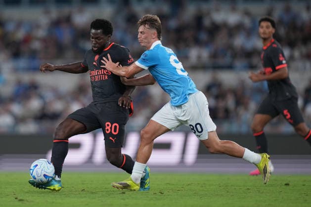 AC Milan s Yunus Musah Lazio™s Albert Gudmundsson during the Serie A EniLive soccer match between Lazio and Milan at the Rome s Olympic stadium, Italy - Saturday September 12, 2026 - Soccer ( Photo by Alfredo Falcone LaPresse )  Copyright: xAlfredoxFalcone LaPressex