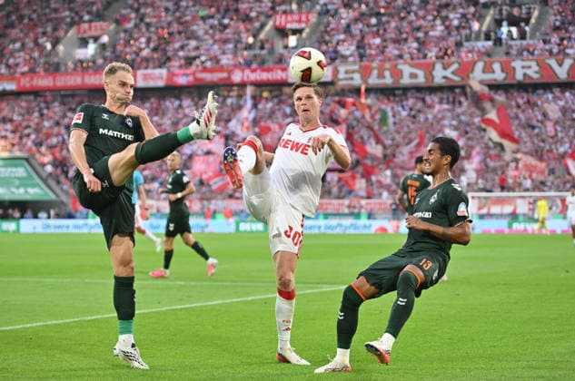 (l-r) Amos Pieper (Werder Bremen), Marius Buelter (1. FC Köln), Arthur (Koeln), Aktion, Zweikampf. Fussball 1. Bundesliga, 3.Spieltag, 1. FC Koeln - SV Werder Bremen, am 12.09.2026 in Koeln Deutschland. DFL regulations prohibit any use of photographs as image sequences and or quasi-video Â *** l r Amos Pieper, Werder Bremen; Marius Buelter, 1. FC Köln; Arthur Koeln; Action, Tackle; Soccer; Bundesliga 1; Matchday 3; 1. FC Köln vs. SV Werder Bremen, on September 12, 2026, in Cologne, Germany. DFL regulations prohibit any use of photographs as image sequences and or quasi-video.