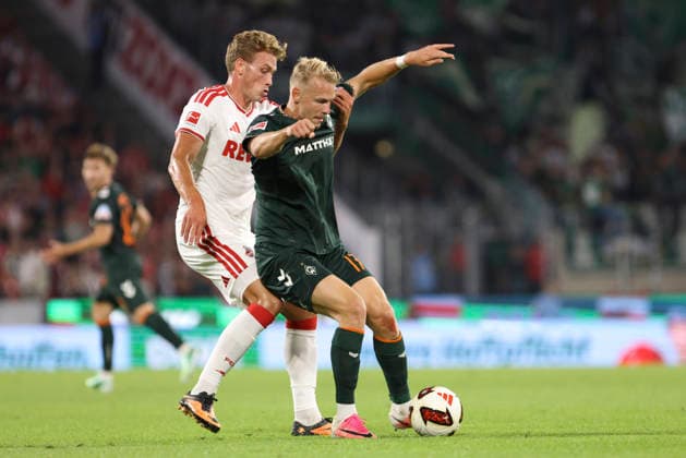 Sebastian Sebulonsen (1. FC Koeln) und Marco Gruell (SV Werder Bremen) gestikuliert, Gestik waehrend des Spiels der 1. Bundesliga zwischen 1. FC Koeln und SV Werder Bremen, RheinEnergieStadion am 12. September 2026 in Koeln, Deutschland. (Foto von Oliver Kaelke DeFodi Images) +++ Sebastian Sebulonsen (1. FC Koeln) und Marco Gruell (SV Werder Bremen) gestures during the Bundesliga match between 1. FC Koeln and SV Werder Bremen at RheinEnergieStadion on September 12, 2026 in Cologne, Germany. (Photo by Oliver Kaelke DeFodi Images) DFB DFL REGULATIONS PROHIBIT ANY USE OF PHOTOGRAPHS AS IMAGE SEQUENCES AND OR QUASI-VIDEO. (Photo by Oliver Kaelke DeFodi Images) - *** Sebastian Sebulonsen of 1. FC Köln and Marco Gruell of SV Werder Bremen gesturing during the Bundesliga match between 1. FC Köln and SV Werder Bremen at RheinEnergieStadion on September 12, 2026, in Cologne, Germany Photo by Oliver Kaelke, DeFodi Images: Sebastian Sebulonsen of 1. FC Köln and Marco Gruell of SV Werder Bremen gesturing during the Bundesliga match between 1. FC Köln and SV Werder Bremen at RheinEnergieStadion on September 12, 2026 in Cologne, Germany. Photo by Oliver Kaelke, DeFodi Images. DFB and DFL regulations prohibit any use of photographs as image sequences and or quasi-video. Photo by Oliver Kaelke, DeFodi Images.