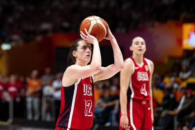 Caitlin Clark (USA, 12) beim Freiwurf, GER, Spanien vs. USA, Basketball, FIBA Women s World Cup 2026, Halbfinale, 12.09.2026 GER, Spanien vs. USA, Basketball, FIBA Women s World Cup 2026, Halbfinale, 12.09.2026 Berlin Copyright: xEibner-Pressefoto MaxxVincenx EP_MVN