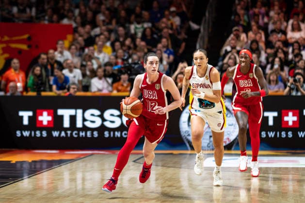 Caitlin Clark (USA, 12) im Dribbling, GER, Spanien vs. USA, Basketball, FIBA Women s World Cup 2026, Halbfinale, 12.09.2026 GER, Spanien vs. USA, Basketball, FIBA Women s World Cup 2026, Halbfinale, 12.09.2026 Berlin Copyright: xEibner-Pressefoto MaxxVincenx EP_MVN