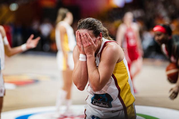 FIBA Women™s Basketball World Cup 2026: Spanien vs. USA, 12.09.2026 Alicia Florez (Spanien, 18) kann es nicht fassen; Basketball, FIBA Women™s Basketball World Cup 2026, Final Phase, Halbfinale: Spanien vs. USA am 12.09.2026 in der Uber Arena, Berlin Copyright: xBEAUTIFULxSPORTS Tonhäuserx