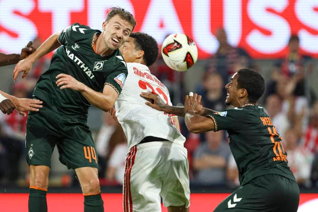 Youri Regeer (SV Werder Bremen), Jahmai Simpson-Pusey (1. FC Koeln) und Arthur (SV Werder Bremen) im Zweikampf waehrend des Spiels der 1. Bundesliga zwischen 1. FC Koeln und SV Werder Bremen, RheinEnergieStadion am 12. September 2026 in Koeln, Deutschland. (Foto von Oliver Kaelke DeFodi Images) +++ Youri Regeer (SV Werder Bremen), Jahmai Simpson-Pusey (1. FC Koeln) und Arthur (SV Werder Bremen) battle for the ball during the Bundesliga match between 1. FC Koeln and SV Werder Bremen at RheinEnergieStadion on September 12, 2026 in Cologne, Germany. (Photo by Oliver Kaelke DeFodi Images) DFB DFL REGULATIONS PROHIBIT ANY USE OF PHOTOGRAPHS AS IMAGE SEQUENCES AND OR QUASI-VIDEO. (Photo by Oliver Kaelke DeFodi Images) - *** Youri Regeer of SV Werder Bremen, Jahmai Simpson Pusey of 1. FC Köln, and Arthur of SV Werder Bremen battle for the ball during the Bundesliga match between 1. FC Köln and SV Werder Bremen at the RheinEnergieStadion on September 12, 2026, in Cologne, Germany. Photo by Oliver Kaelke, DeFodi Images. Youri Regeer (SV Werder Bremen), Jahmai Simpson Pusey (1. FC Köln), and Arthur (SV Werder Bremen) battle for the ball during the Bundesliga match between 1. FC Köln and SV Werder Bremen at RheinEnergieStadion on September 12, 2026 in Cologne, Germany. Photo by Oliver Kaelke, DeFodi Images. DFB and DFL regulations prohibit any use of photographs as image sequences and or quasi-video. Photo by Oliver Kaelke, DeFodi Images