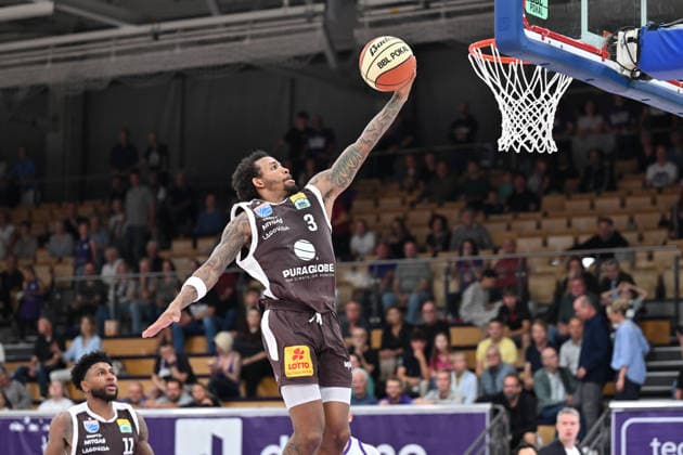 BG Göttingen - SYNTAINICS MBC 12.09.2026, Göttingen: Basketball: BBL Pokal, BG Göttingen - SYNTAINICS MBC, 1. Runde, Sparkassen-Arena. DeLonnie Hunt (SYNTAINICS MBC) wirft. Göttingen Niedersachsen Deutschland