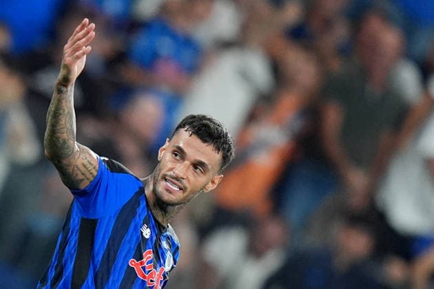 Atalanta s Gianluca Scamacca celebrates after scoring 1-1 during the Serie A soccer match between Atalanta and Cagliari at New Balance Arena in Bergamo , Italy - September 12, 2026. - Soccer  Copyright: xSpada LaPressex