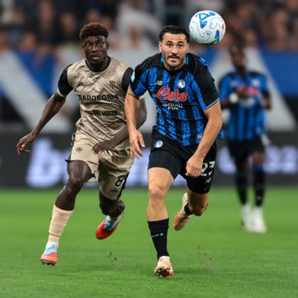 Atalanta v Cagliari - Serie A - Season 2026-2027 Bergamo, Italy, 12th September 2026. Sead Kolasinac of Atalanta is pursued by Ndary Adopo of Cagliari Calcio as he races for the ball during the Atalanta vs Cagliari Serie A match at New Balance Arena, Bergamo. Picture credit should read: Jonathan Moscrop Bergamo New Balance Arena Italy