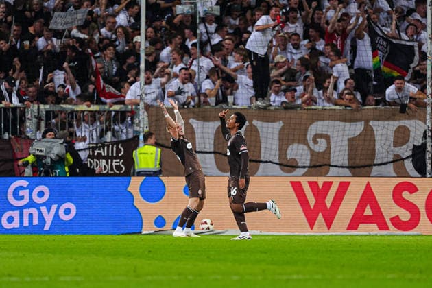 Torjubel FC St. Pauli nach Tor zum 1:0 Joel Chima Fujita (FC St. Pauli, 16) GER, FC St. Pauli vs. VfL Wolfsburg, Fussball, 2. Bundesliga, Spieltag 05, Saison 2026 2027, 12.09.2026 DFL REGULATIONS PROHIBIT ANY USE OF PHOTOGRAPHS AS IMAGE SEQUENCES AND OR QUASI-VIDEO GER, FC St. Pauli vs. VfL Wolfsburg, Fussball, 2. Bundesliga, Spieltag 05, Saison 2026 2027, 12.09.2026 Hamburg *** FC St. Pauli celebrates after scoring the 1-0 goal by Joel Chima Fujita, FC St. Pauli, 16 GER, FC St. Pauli vs. VfL Wolfsburg, soccer, 2. Bundesliga, Matchday 5, 2026–2027 season, September 12, 2026 DFL regulations prohibit any use of photographs as image sequences and or quasi-video GER, FC St. Pauli vs. VfL Wolfsburg, soccer, 2. Bundesliga, Matchday 05, 2026–2027 season, September 12, 2026, Hamburg Copyright: xEibner-Pressefoto MarcelxvonxFehrnx EP_MFN